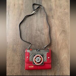 Red Brighton Flash Tech Wallet Crossbody Mini Bag Camera Shaped
